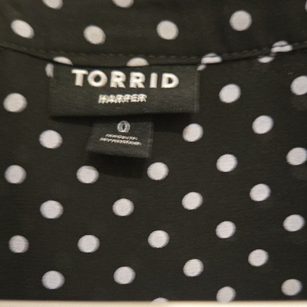 NWOT Torrid Black and White Polka Dot Harper Blouse - Picture 3 of 3